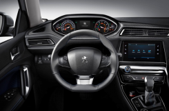 11-“顏”“料”兼?zhèn)?新一代308為中級(jí)車市場(chǎng)再添精彩一筆1127.png