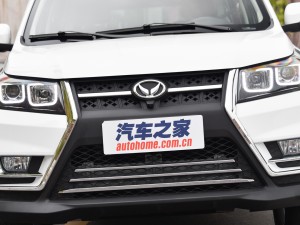 北汽銀翔 北汽幻速S3L 2016款 1.5L 手動尊貴型