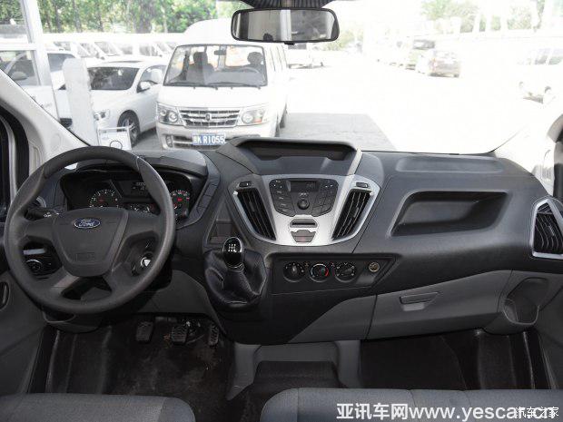 江鈴福特 全順 2017款 2.0T汽油Kombi短軸低頂
