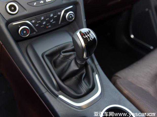 海馬汽車 福美來(lái)MPV 2017款 1.5T 手動(dòng)適·悅型 7座