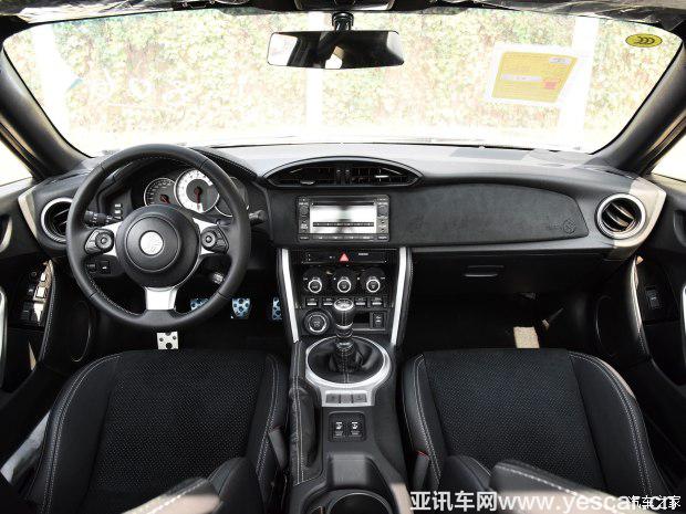 豐田(進口) 豐田86 2017款 2.0L 手動豪華型