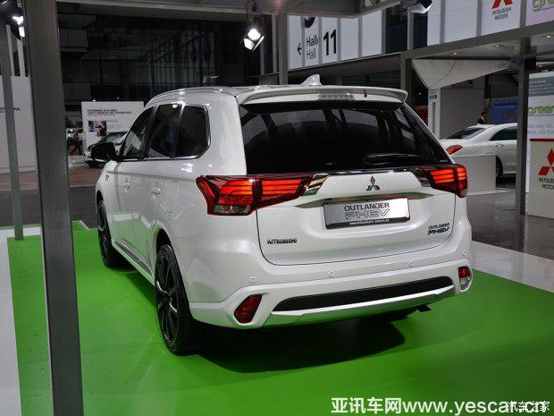 三菱(進(jìn)口) 歐藍(lán)德(進(jìn)口) 2016款 PHEV