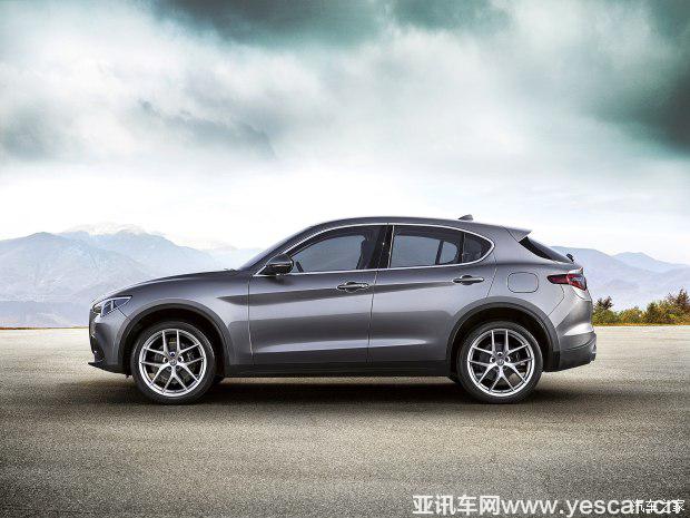 阿爾法羅密歐 Stelvio 2017款 First Editon 阿爾法羅密歐 Stelvio 2017款 First Editon