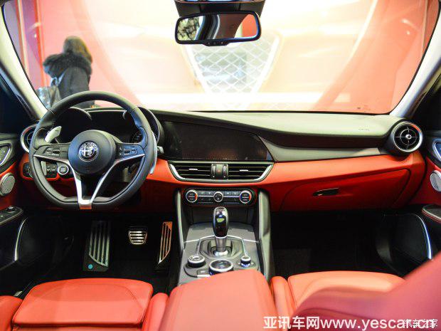 阿爾法·羅密歐 Giulia 2017款 280HP Milano上市限量版