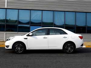 眾泰汽車 眾泰Z360 2017款 基本型