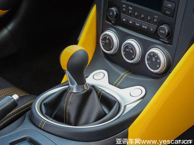 日產(chǎn)(進(jìn)口) 日產(chǎn)370Z 2017款 Heritage Edition 日產(chǎn)(進(jìn)口) 日產(chǎn)370Z 2017款 Heritage Edition