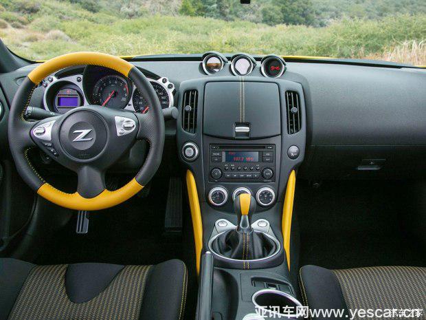 日產(chǎn)(進(jìn)口) 日產(chǎn)370Z 2017款 Heritage Edition 日產(chǎn)(進(jìn)口) 日產(chǎn)370Z 2017款 Heritage Edition