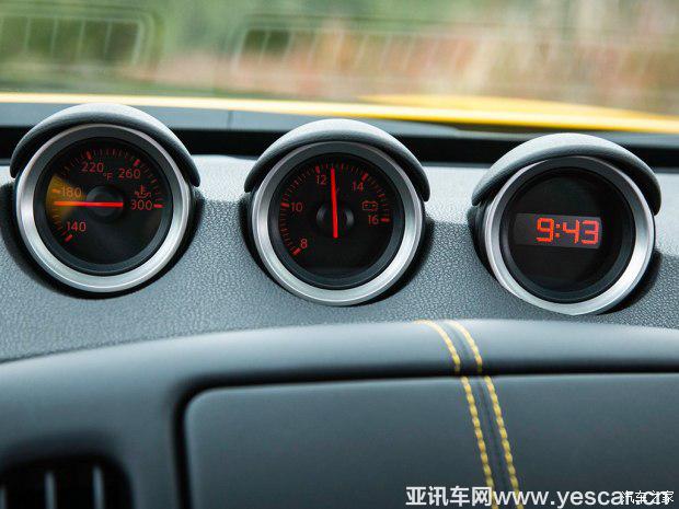 日產(chǎn)(進(jìn)口) 日產(chǎn)370Z 2017款 Heritage Edition 日產(chǎn)(進(jìn)口) 日產(chǎn)370Z 2017款 Heritage Edition