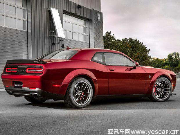 SRT 挑戰(zhàn)者 SRT 2017款 SRT Hellcat Widebody SRT 挑戰(zhàn)者 SRT 2017款 SRT Hellcat Widebody