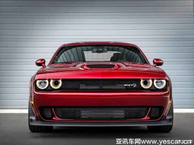 SRT 挑戰(zhàn)者 SRT 2017款 SRT Hellcat Widebody SRT 挑戰(zhàn)者 SRT 2017款 SRT Hellcat Widebody