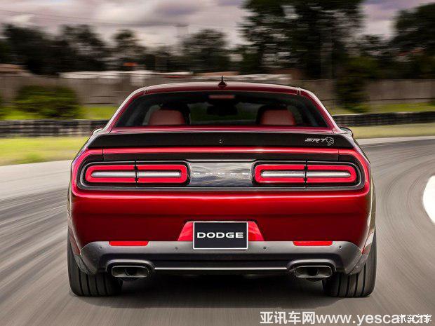 SRT 挑戰(zhàn)者 SRT 2017款 SRT Hellcat Widebody SRT 挑戰(zhàn)者 SRT 2017款 SRT Hellcat Widebody