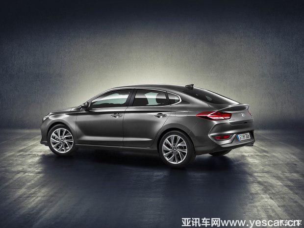 現(xiàn)代(進(jìn)口) 現(xiàn)代i30(海外) 2018款 Fastback