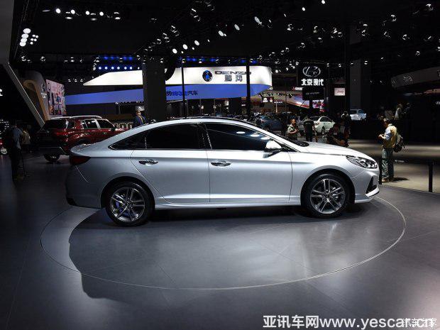 北京現(xiàn)代 索納塔九 2017款 改款 基本型 北京現(xiàn)代 索納塔九 2017款 改款 基本型