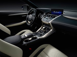 雷克薩斯 雷克薩斯NX 2017款 300 F SPORT