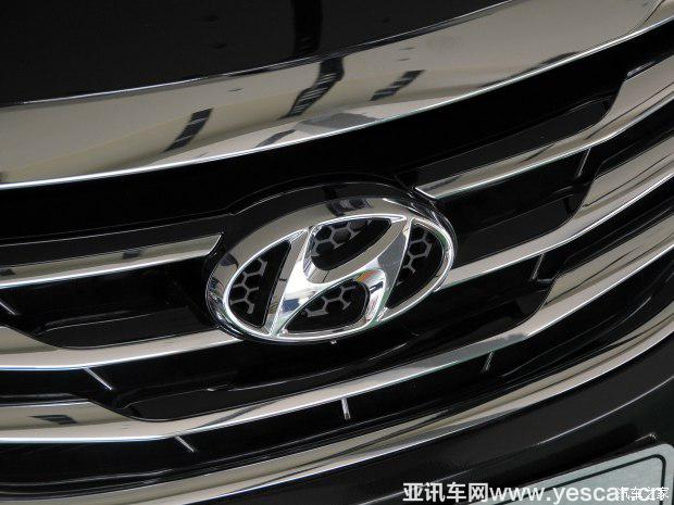 北京現(xiàn)代 索納塔八 2014款 2.4L 自動(dòng)頂級(jí)版 國(guó)IV 北京現(xiàn)代 索納塔八 2014款 2.4L 自動(dòng)頂級(jí)版 國(guó)IV