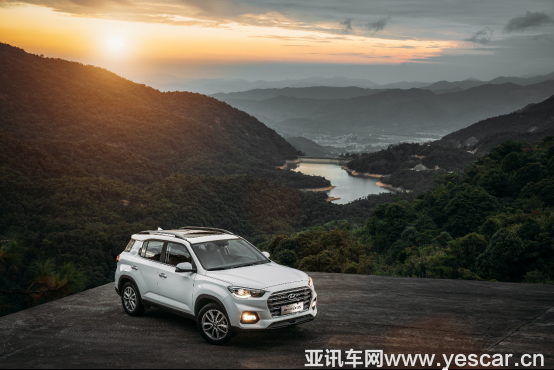 【確認版】15萬元買中型suv 選新一代ix35還是日產(chǎn)逍客1192.png