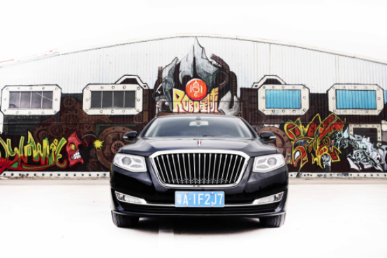 【汽車(chē)有文化1-無(wú)水印】一輛車(chē)，一座城，在廣州，遇見(jiàn)東方豪華之美的副本2564.png