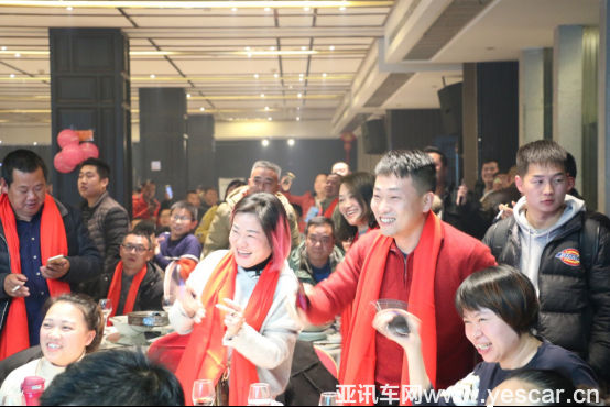 美利車金融在漢舉辦年終答謝，攜手車商兄弟共迎市場升級463.png