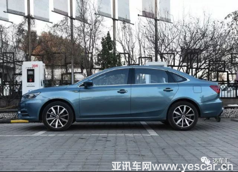 （變）x-6.14-18 榮威i6 對標卡羅拉：不是你不好，只是對手太優(yōu)秀604.png