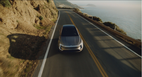 小康集團(tuán)攜金菓EV亮相智博會(huì) 黑科技云集打造未來生活