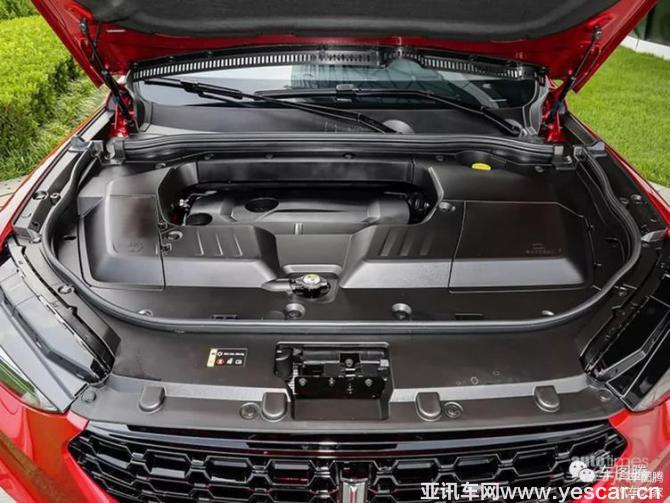 主打家庭化的WEY VV6，也有威武雄壯的一面