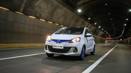 代步神器-奔奔EC260掀起購車熱卓眾汽車網(wǎng)