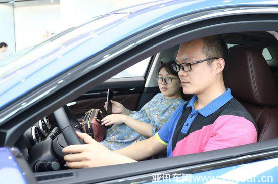 勢不可擋“共贏WEY來”！WEY 40家4S店同日開業(yè)