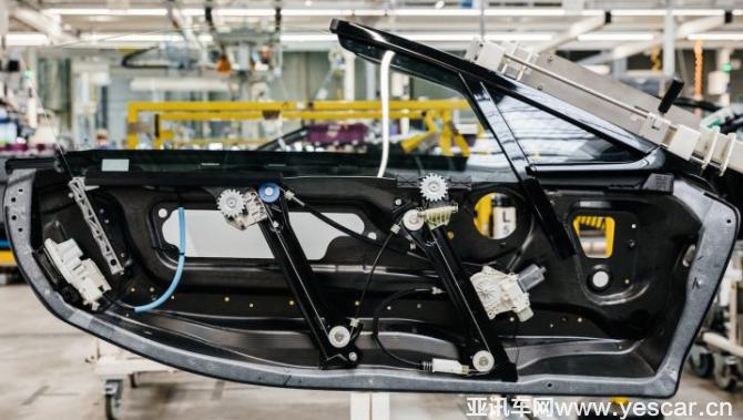 autohomecar__ChsEnlv8sACAfjEOAALloYYuJlc781.jpg