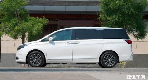 081303570015da69f98761.jpg image004.jpg