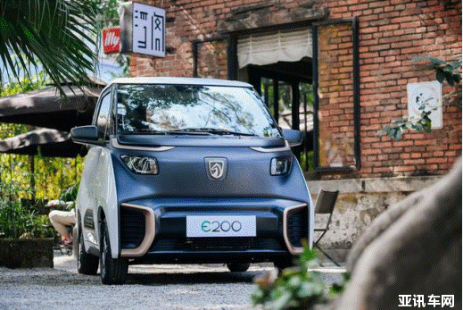 14182032bb9d0ad1ed3338.gif image003.gif