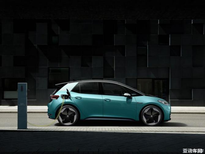 12084634a769f597f13181.jpg image002.jpg