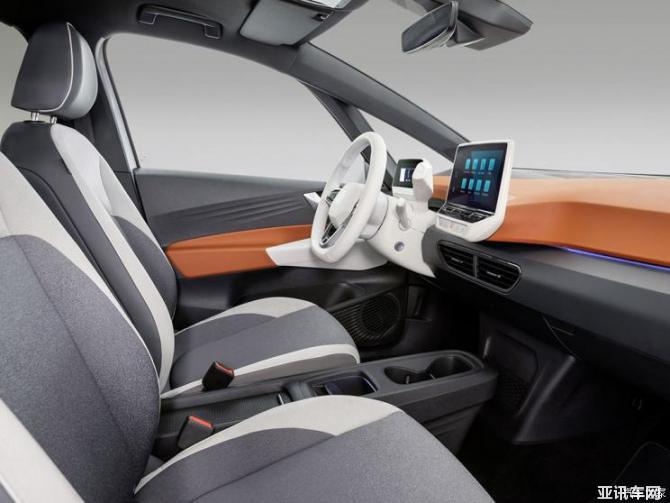 1208464251228b4cb57964.jpg image004.jpg