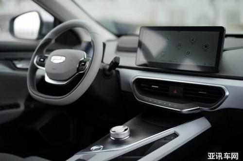 點(diǎn)擊進(jìn)入看圖評(píng)論