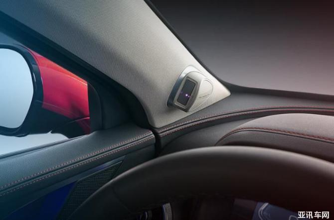 無(wú)懼任何路況，VV5以智能科技挑落韓系雙杰！