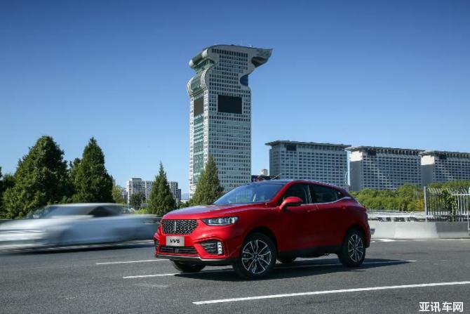 無(wú)懼任何路況，VV5以智能科技挑落韓系雙杰！