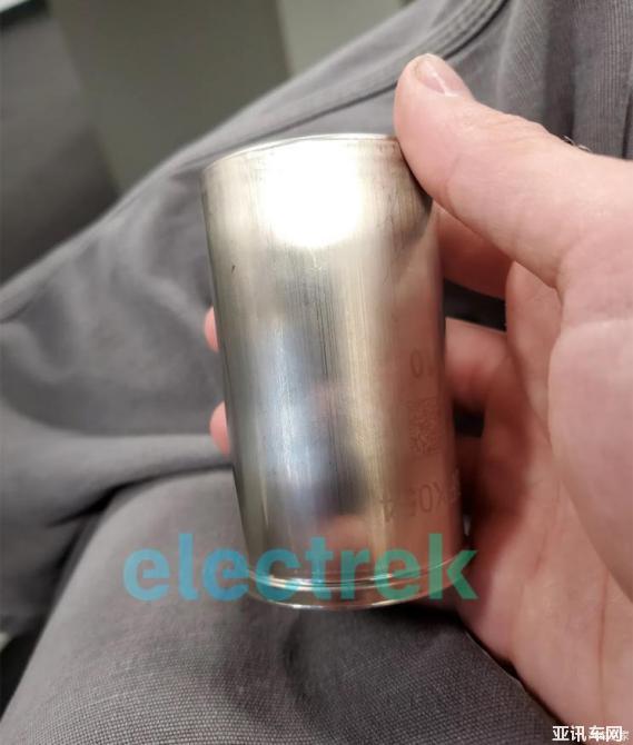 180903577fcbda8ff83990.jpg image002.jpg