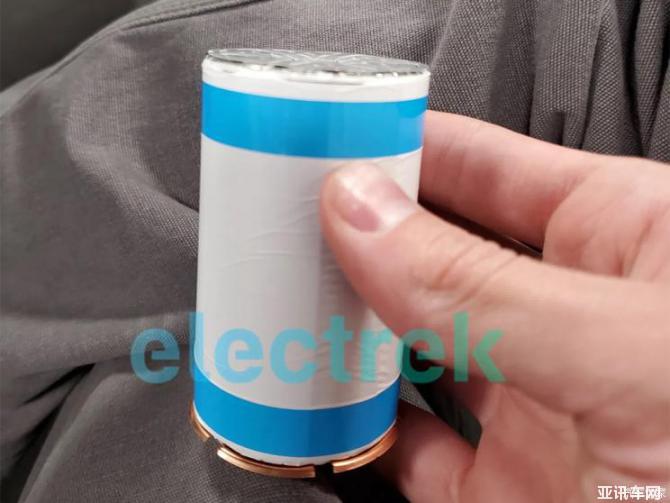 18090402e3ae18e23b8595.jpg image001.jpg