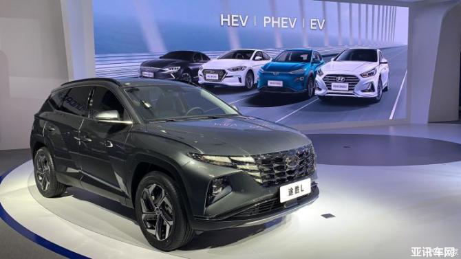 28073801bd7f5a4ca53437.jpg image002.jpg