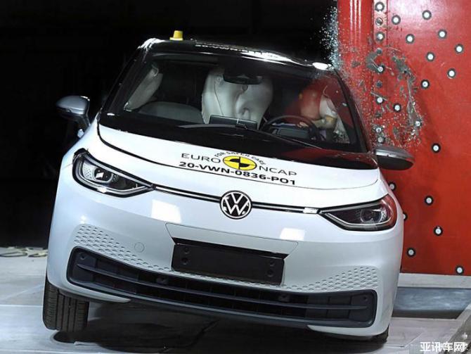 270833136a0fccc3084415.jpg image001.jpg