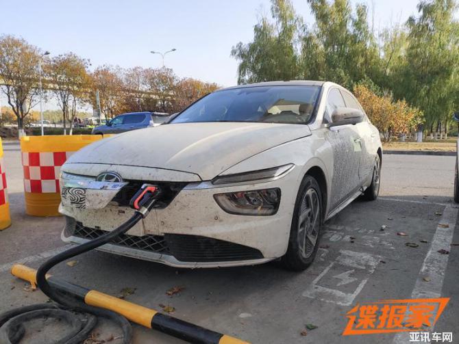 10080445ccb41b104f1940.jpg image001.jpg