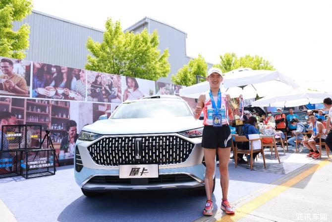 162233343f8dbde4ff9221.jpg image003.jpg