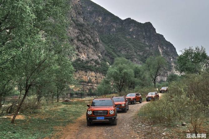 17095808ef0c9be4e66798.jpg image002.jpg