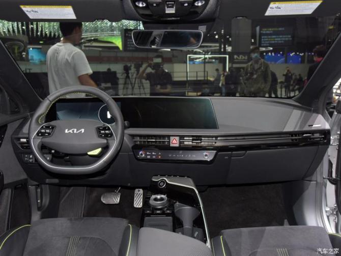 01090453a8c17d58787991.jpg image004.jpg