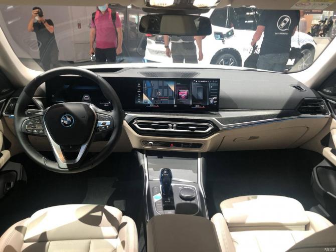 09051703be225e67dd6956.jpg image005.jpg