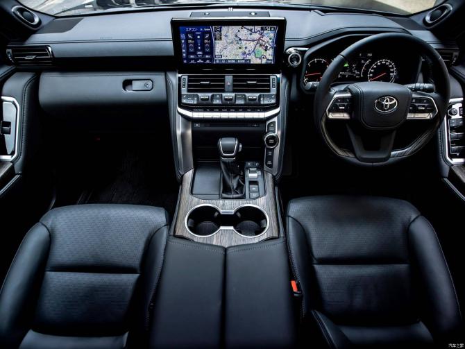 0905193878486e07e00269.jpg image003.jpg