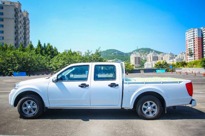 13124134ca3a07835c6293.jpg image003.jpg