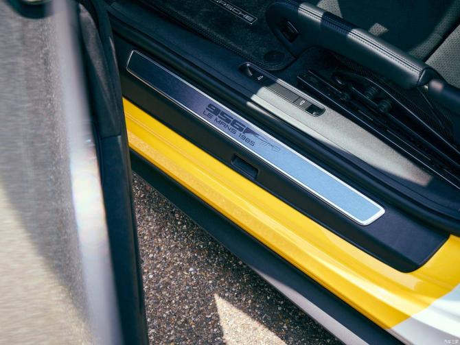 10082940a3d21930674827.jpg image011.jpg