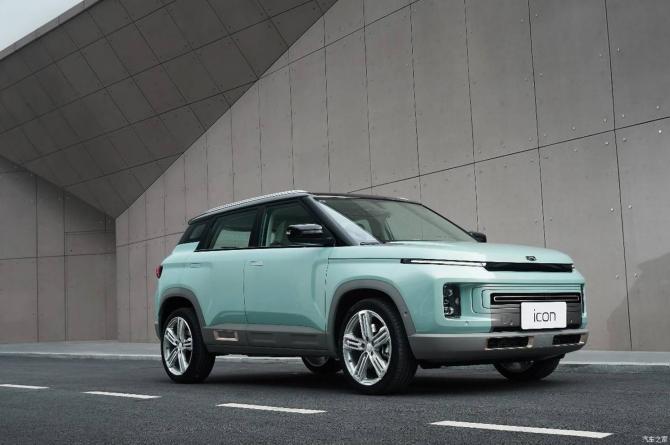 2408313225a251e2d54935.jpg image001.jpg