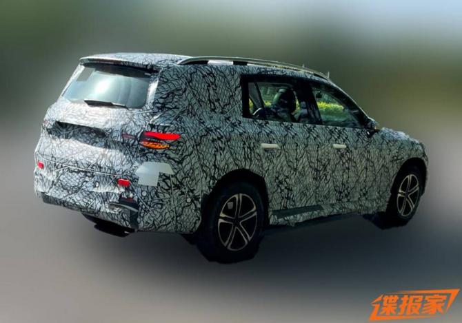 180017383f804c49e42937.jpg image002.jpg