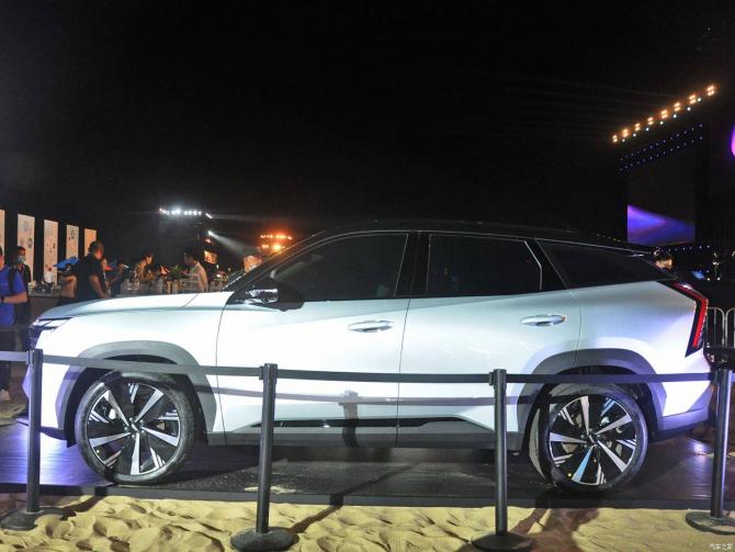 23085128e5169fff409030.jpg image007.jpg